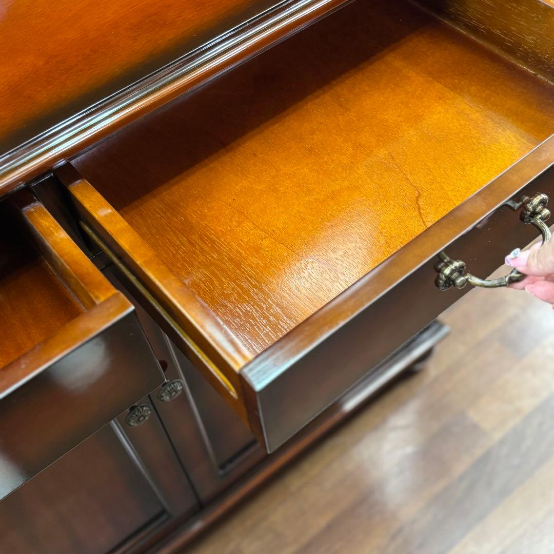 マホガニー材 高級 アンティーク調 木製キャビネット ダークブラウン 開梱設置付