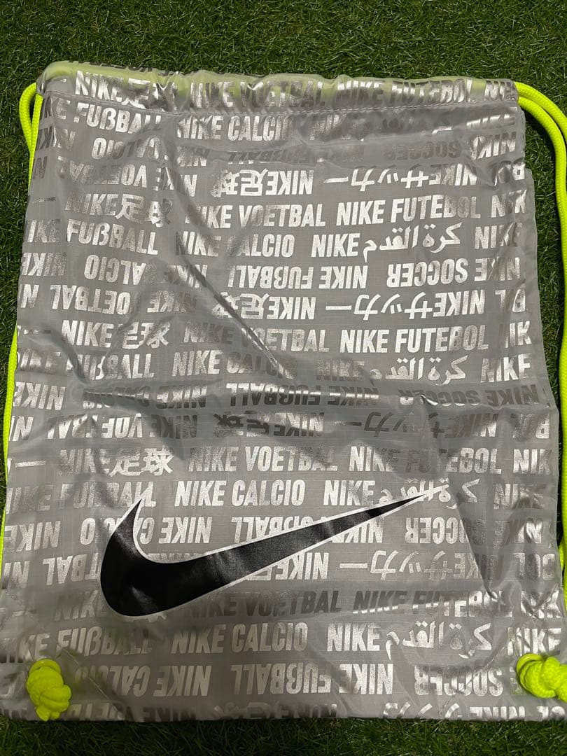 Nike ファントムGX2 エリート　メタリックシルバー×ブラック