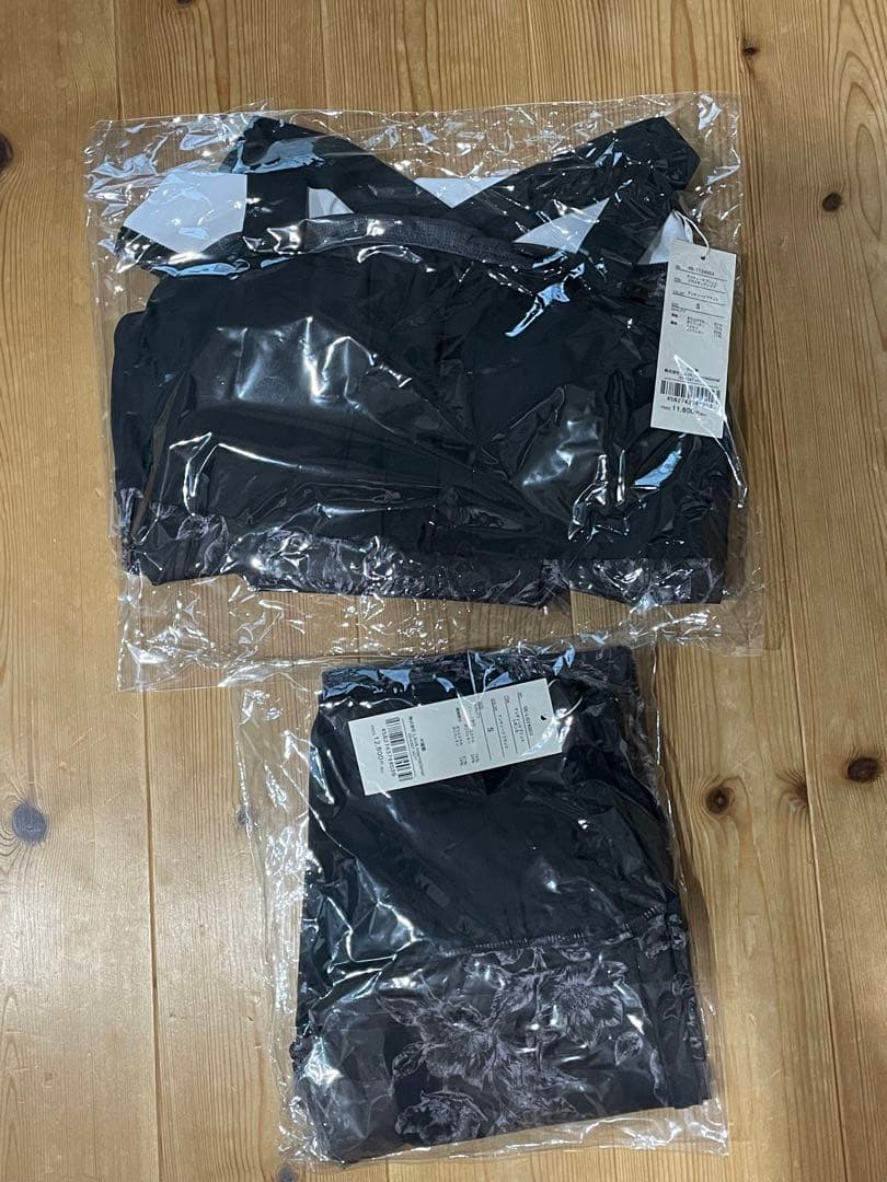 SUKALA アンティークプリントブラトップ&レギンス上下セット　Sサイズ