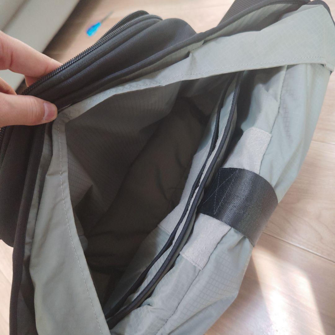 ALPAKA 7VEN メッセンジャーバッグ ショルダーバッグ 黒色　値下げ中