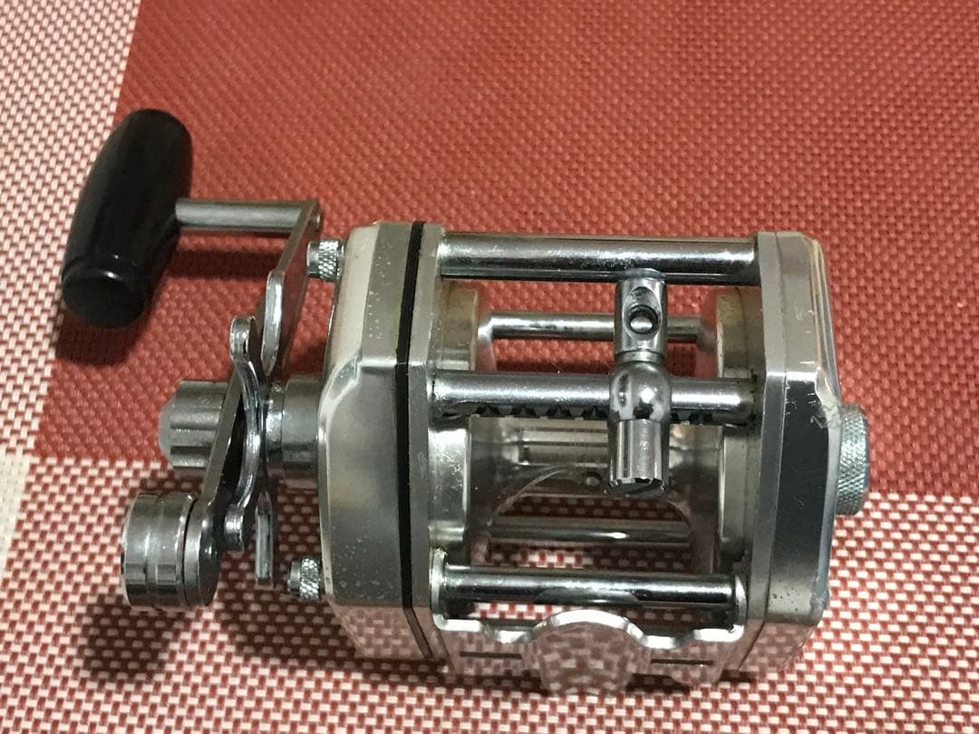 シマノ　バンタム　1000L