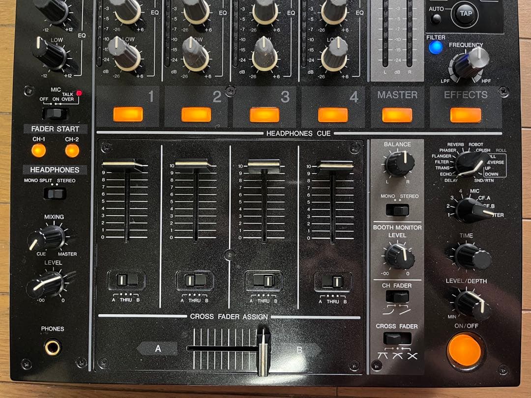 メンテナンス済み　美品　Pioneer DJM-700 フィルター装備