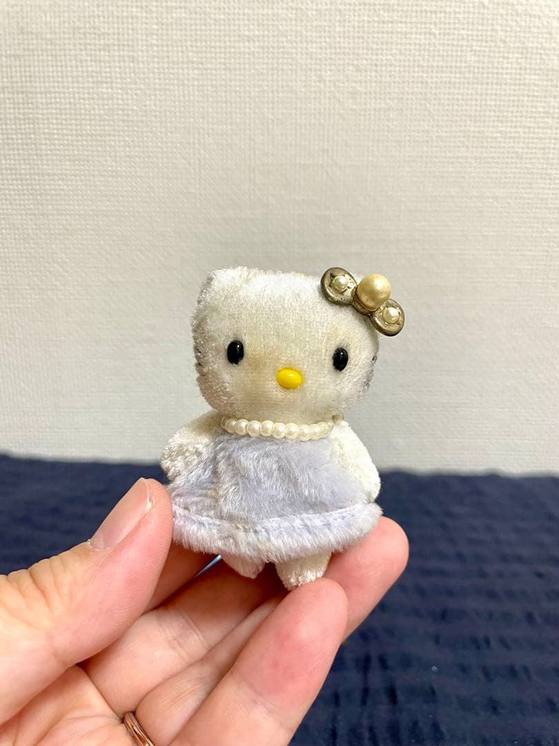 キティ　マスコット　ハローキティ　誕生月　パール　激レア　レトロ