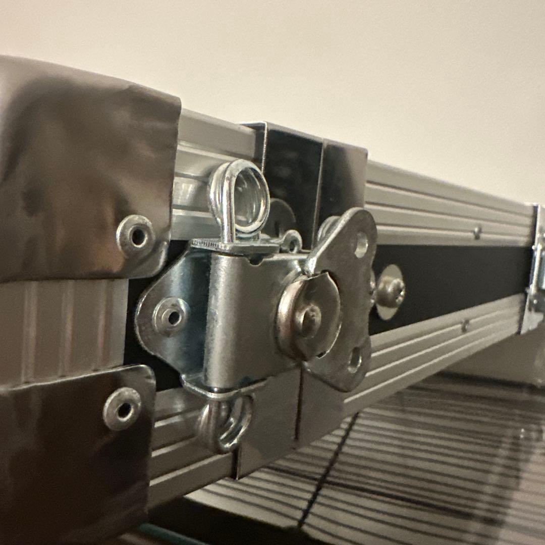 T.C. Electronic M-ONEマルチエフェクター ケース・説明書付属