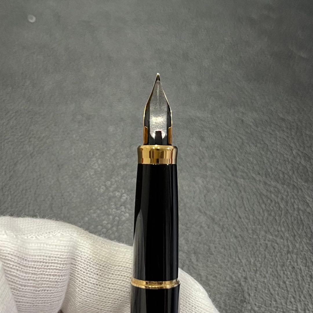 【USED】PLATINUM プラチナ万年筆　「鶴と富士山」　近代蒔絵　昇峰