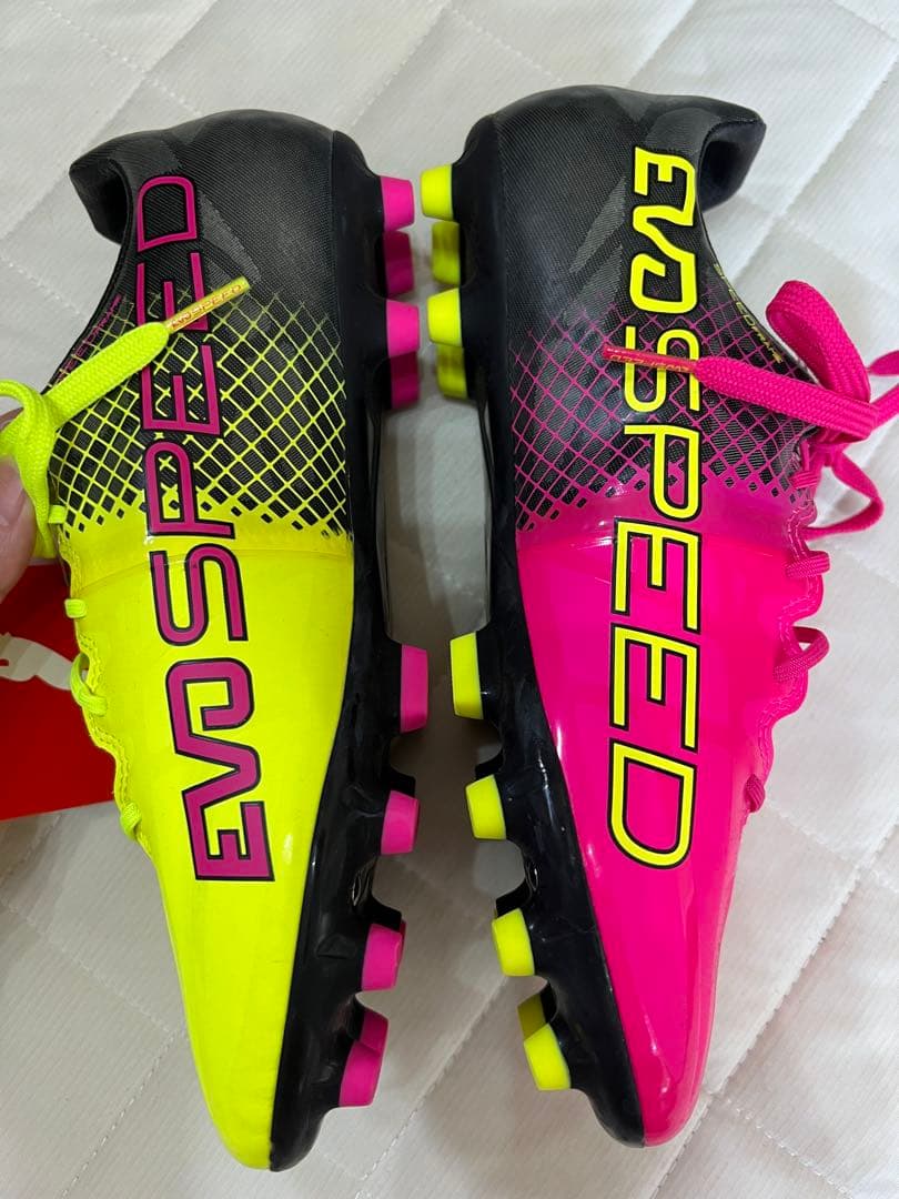 PUMA エヴォスピード　1.5 トリックス　HG 24.5cm