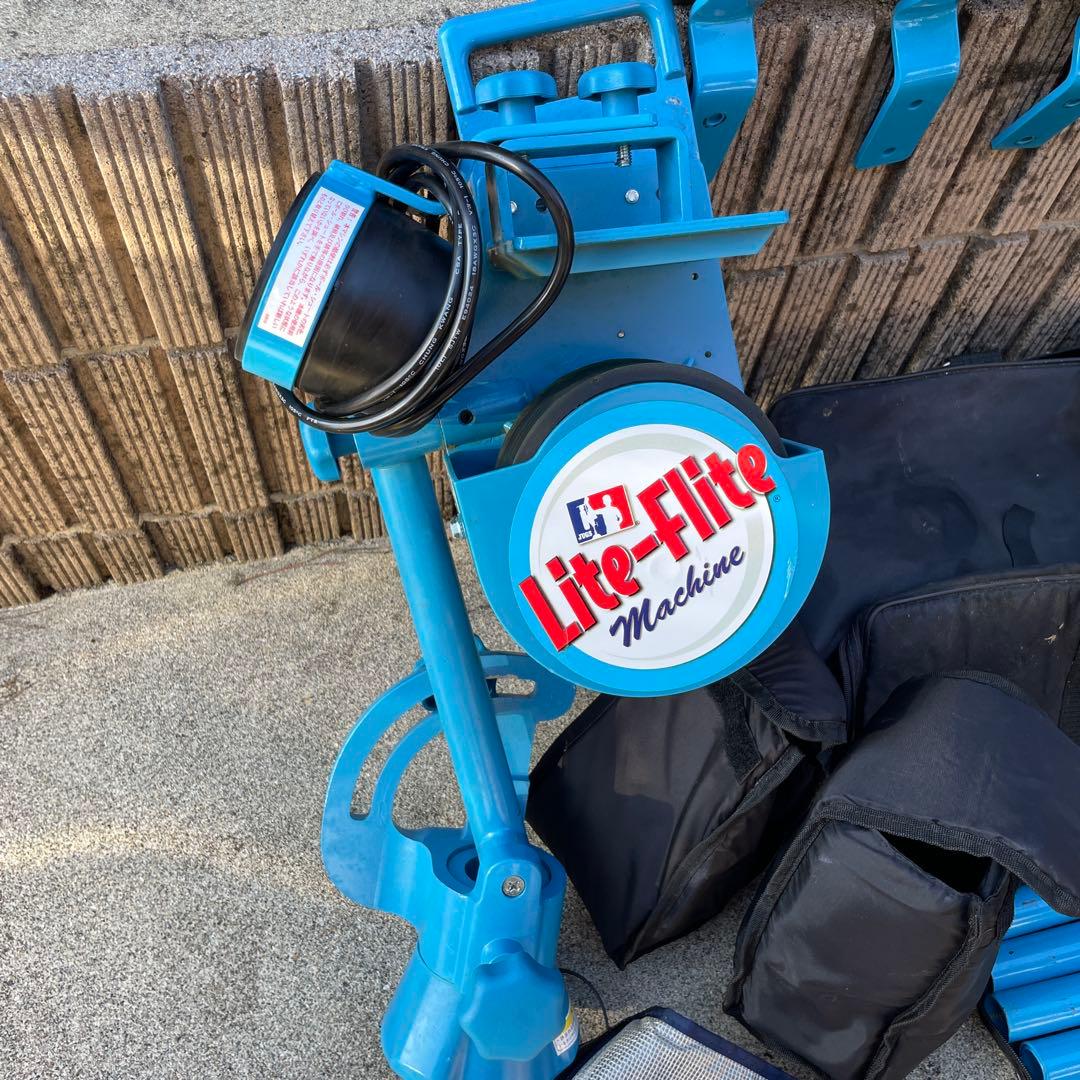 C*b様 Lite-Flite Machine ピッチングマシン