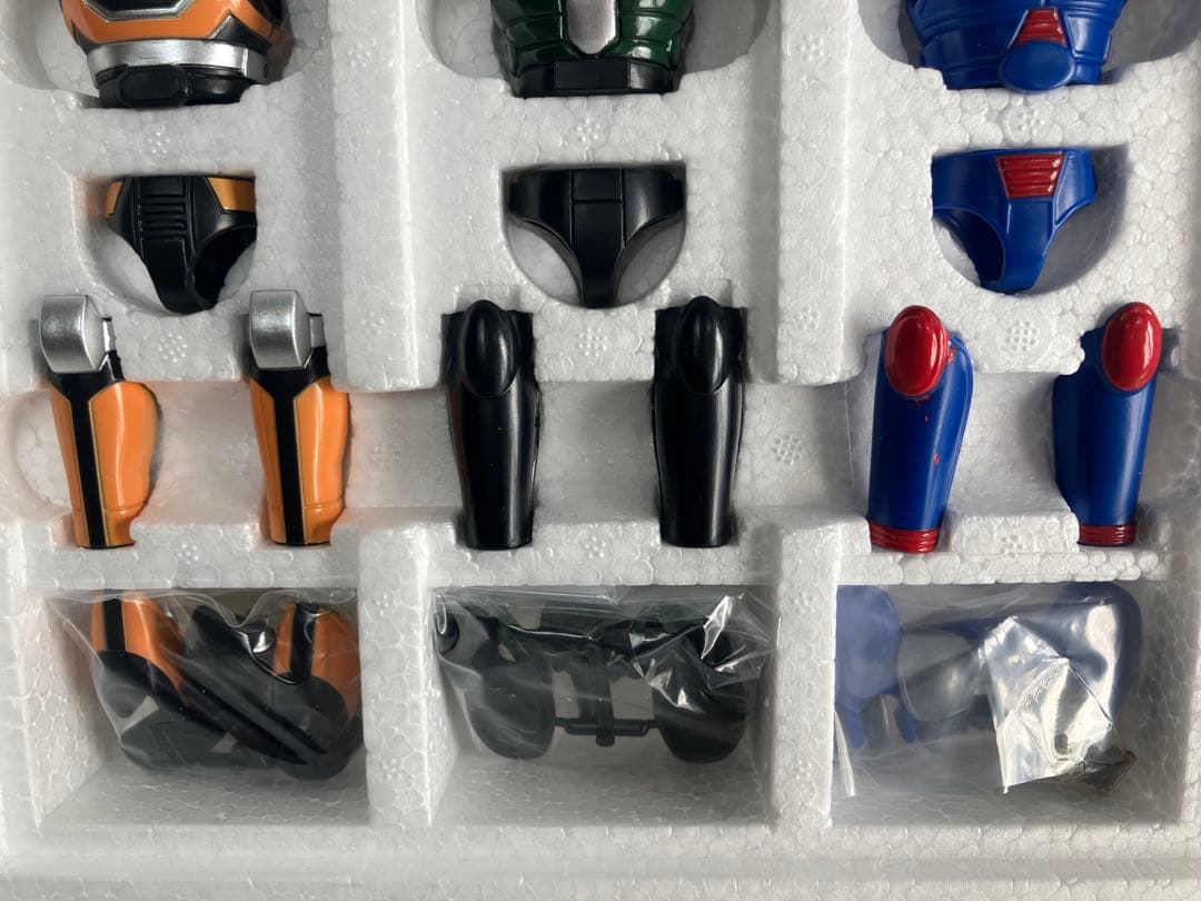 デッドストック BANDAI 3チェンジクロス 仮面ライダーBLACK RX