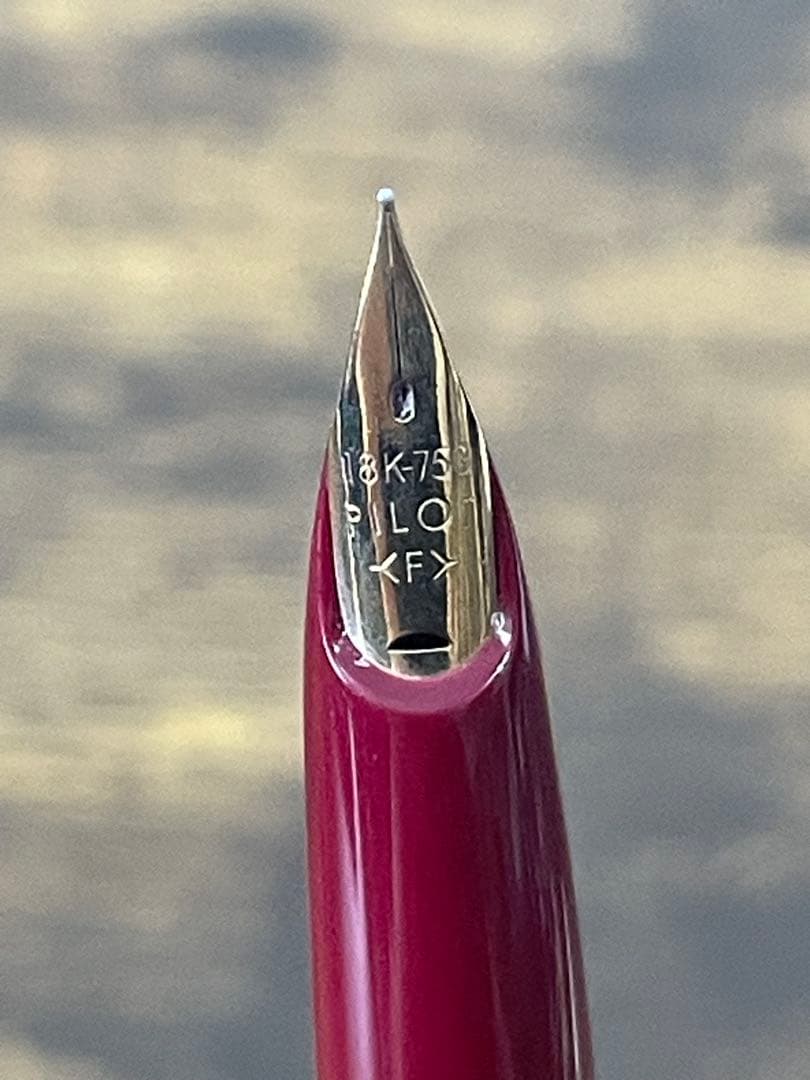 新品未使用 シール付　1970年代製　レディ　18金　F パイロット　万年筆