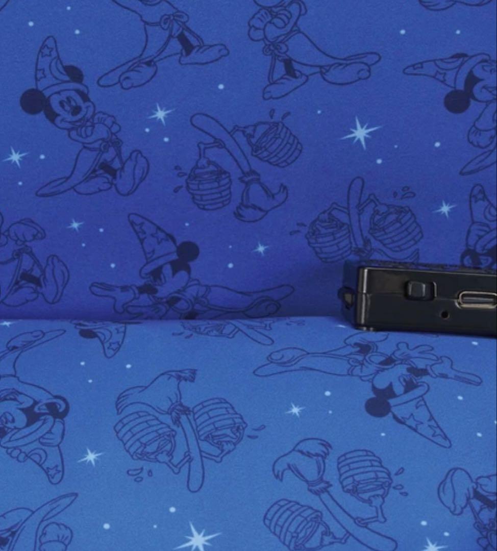 ラウンジフライ　ディズニー 魔法使いの弟子 ミッキー　ライトアップ　リュック