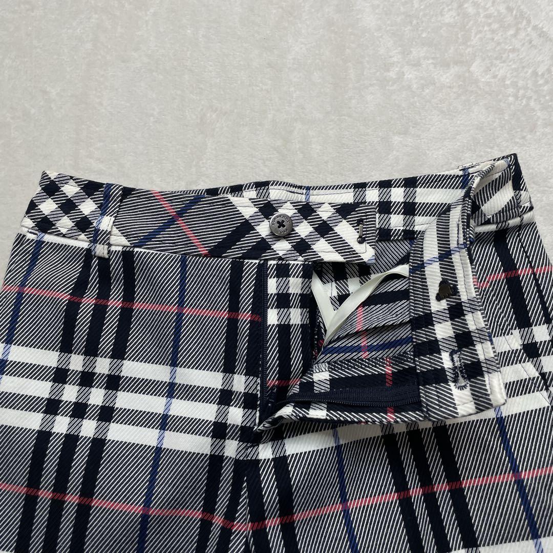 【未使用　タグ付き】BURBERRYGOLF ハーフ　ショートパンツ　ストレッチ