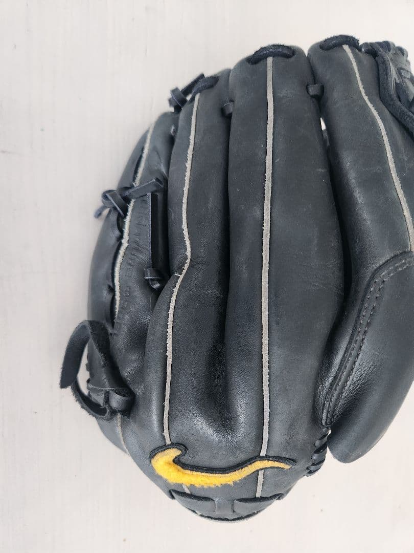 たーむNike軟式野球グローブ ダルビッシュモデル※廃盤