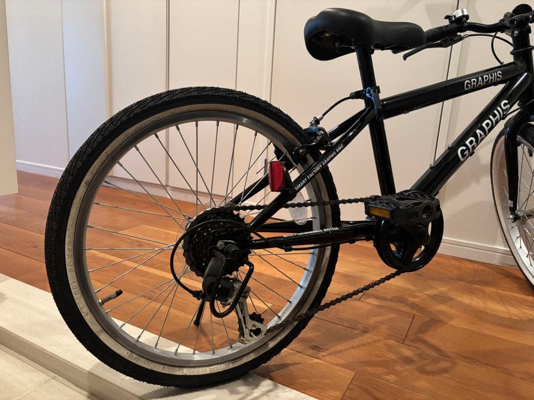 GRAPHIS BLACK 20インチ 6段変速 子供ジュニア　直接お渡し限定