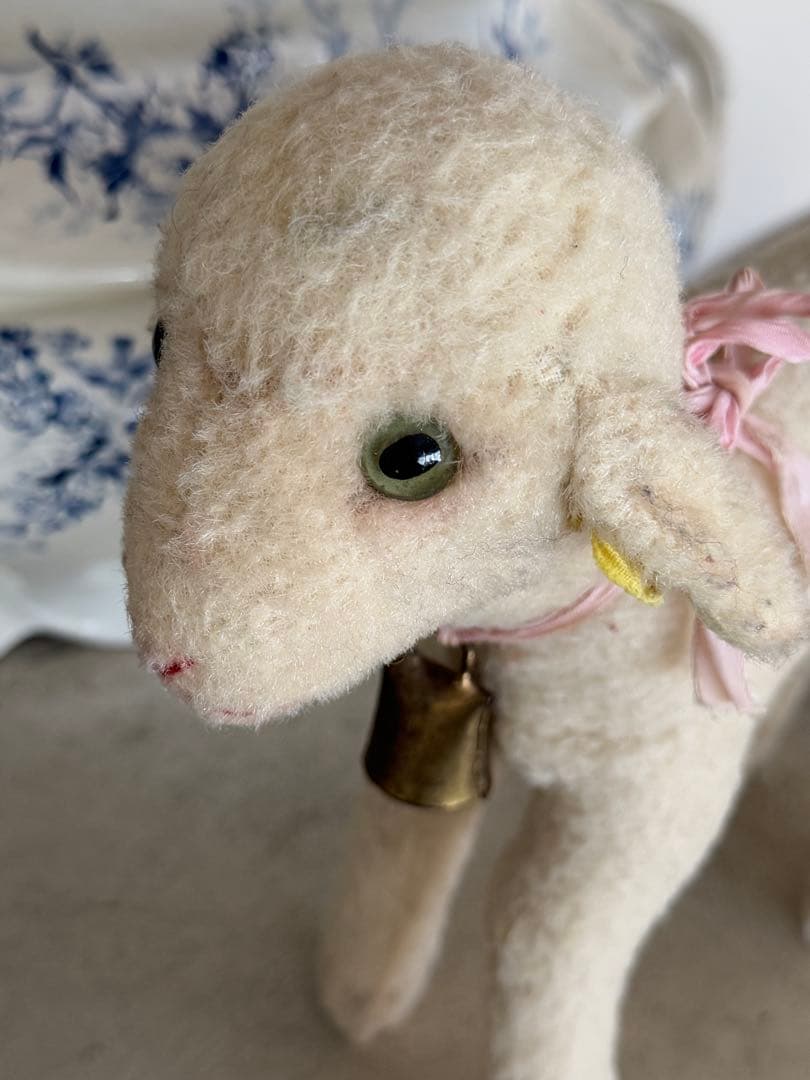 ドイツアンティーク　シュタイフlamby白の羊ぬいぐるみ