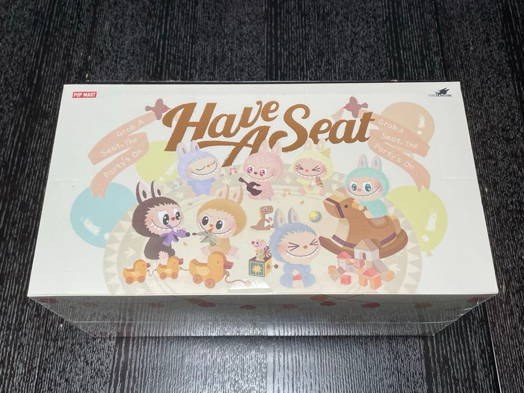 LABUBU THE MONSTERS Have a Seatぬいぐるみ