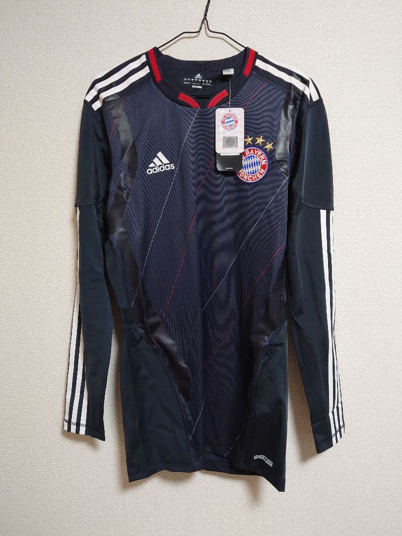 adidas製 10/11 バイエルン(C) TECHFIT ドイツユニフォーム