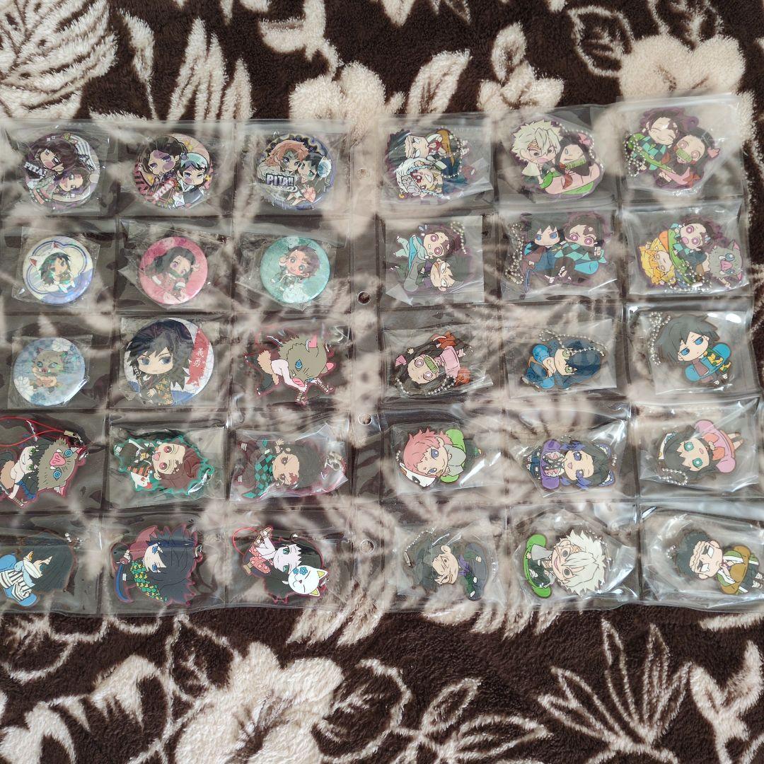 ◇鬼滅の刃　まとめ売り　75点　非売品　缶バッジ　クリアファイル　アクスタ
