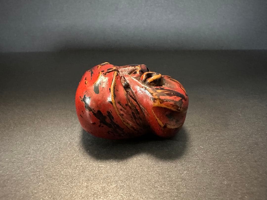 【根付(netsuke)】赤茶色の顔(面)の根付　木製　江戸時代