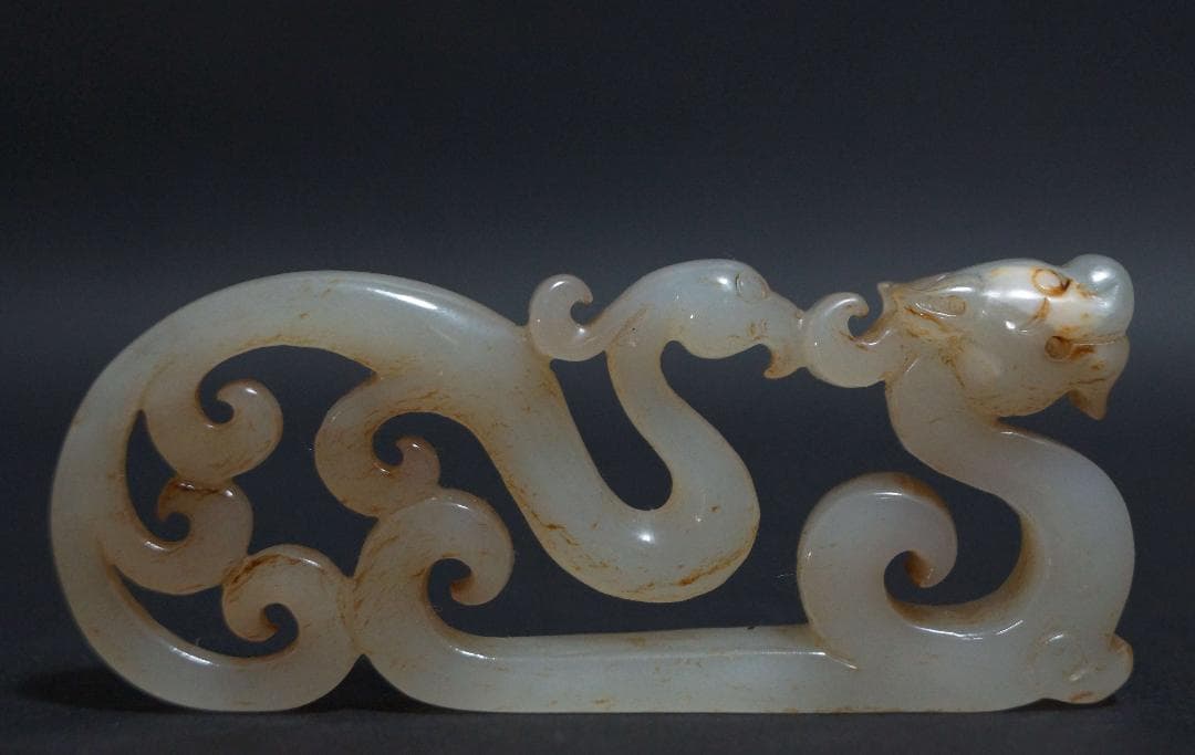 古玉 和田玉(ホータン)細工透かし彫り 古代龍鳳紋 根付 緒締玉 提げ物装飾品