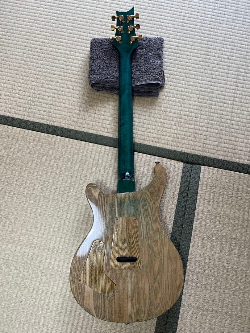 エレキギター　PRS模造品　レスポールタイプ