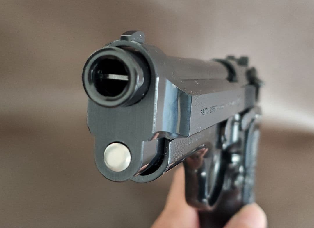 ゴリラ・警視庁捜査第8班 風間使用 スズキ ベレッタ M92SB 未発火品