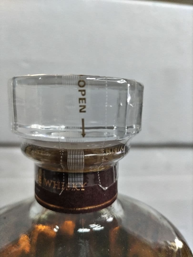 響 Blender's Choice 700ml ウイスキー