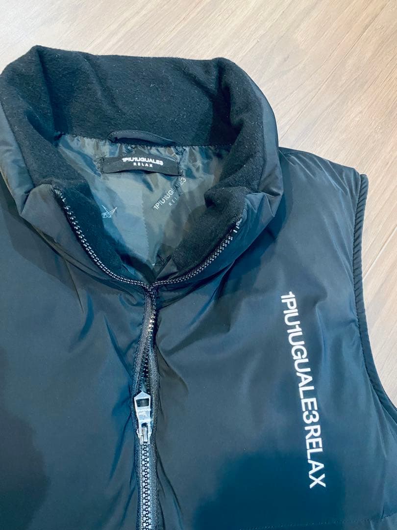 1PIU1UGUALE3 上下セットアップ　ベスト　暖パン