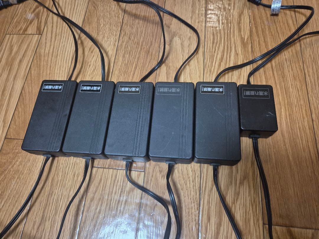 もす様 コトブキ FLAT LED 600 300 計7台セット (バラ売り可)