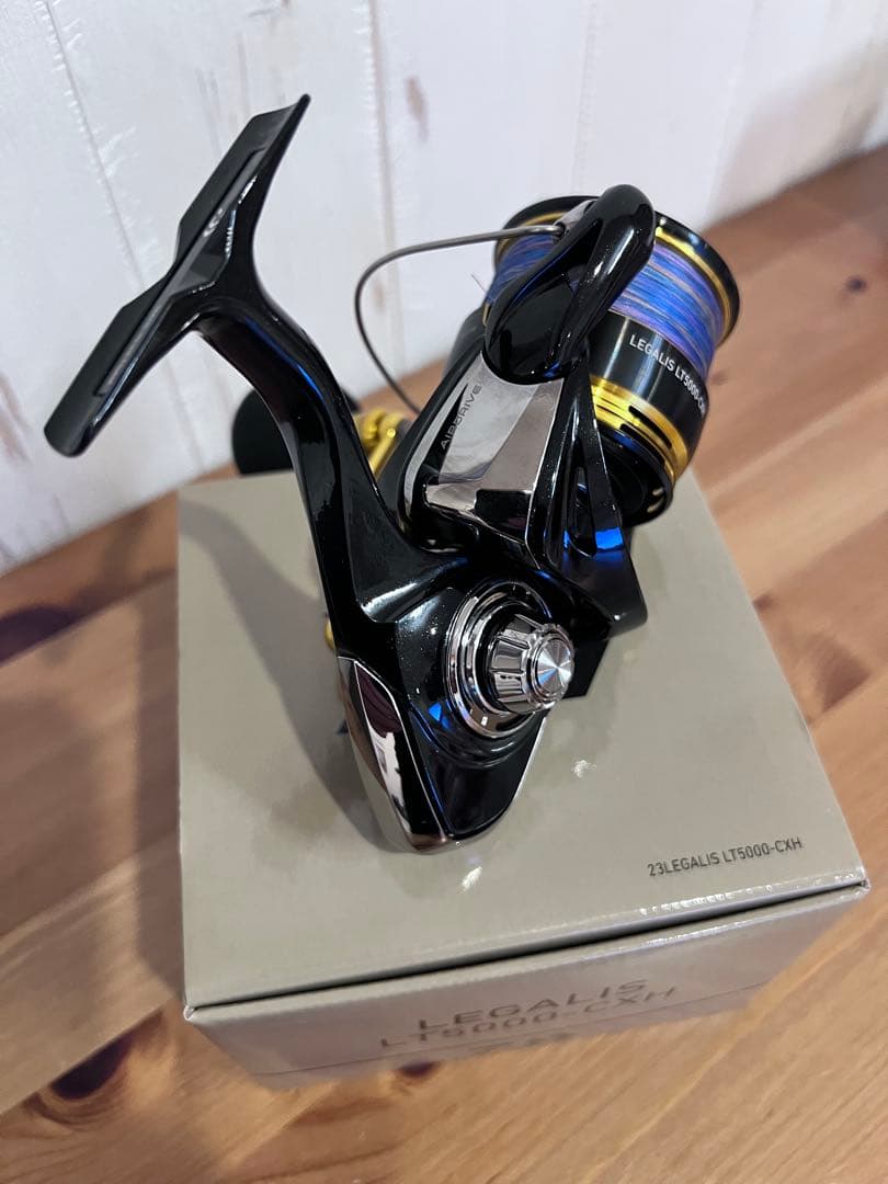 Daiwa 23LEGALIS LT5000-CXH スピニングリール 中古美品