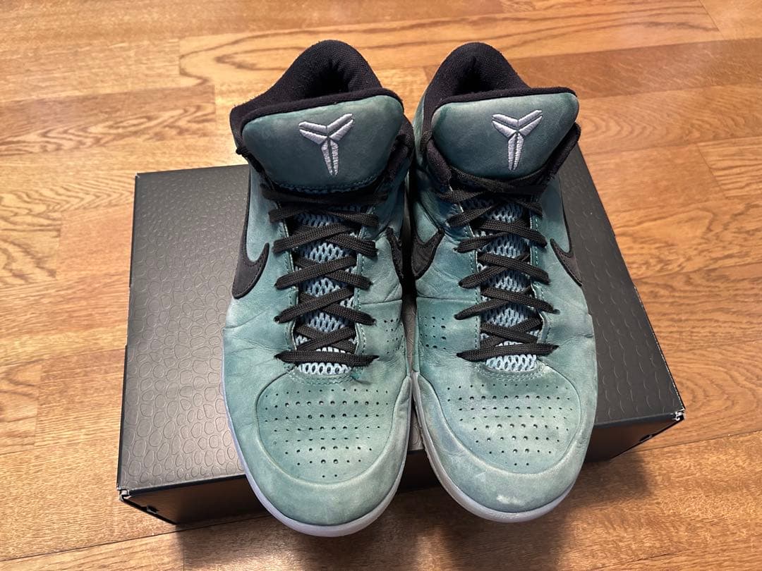 Nike Kobe 4 シューズ