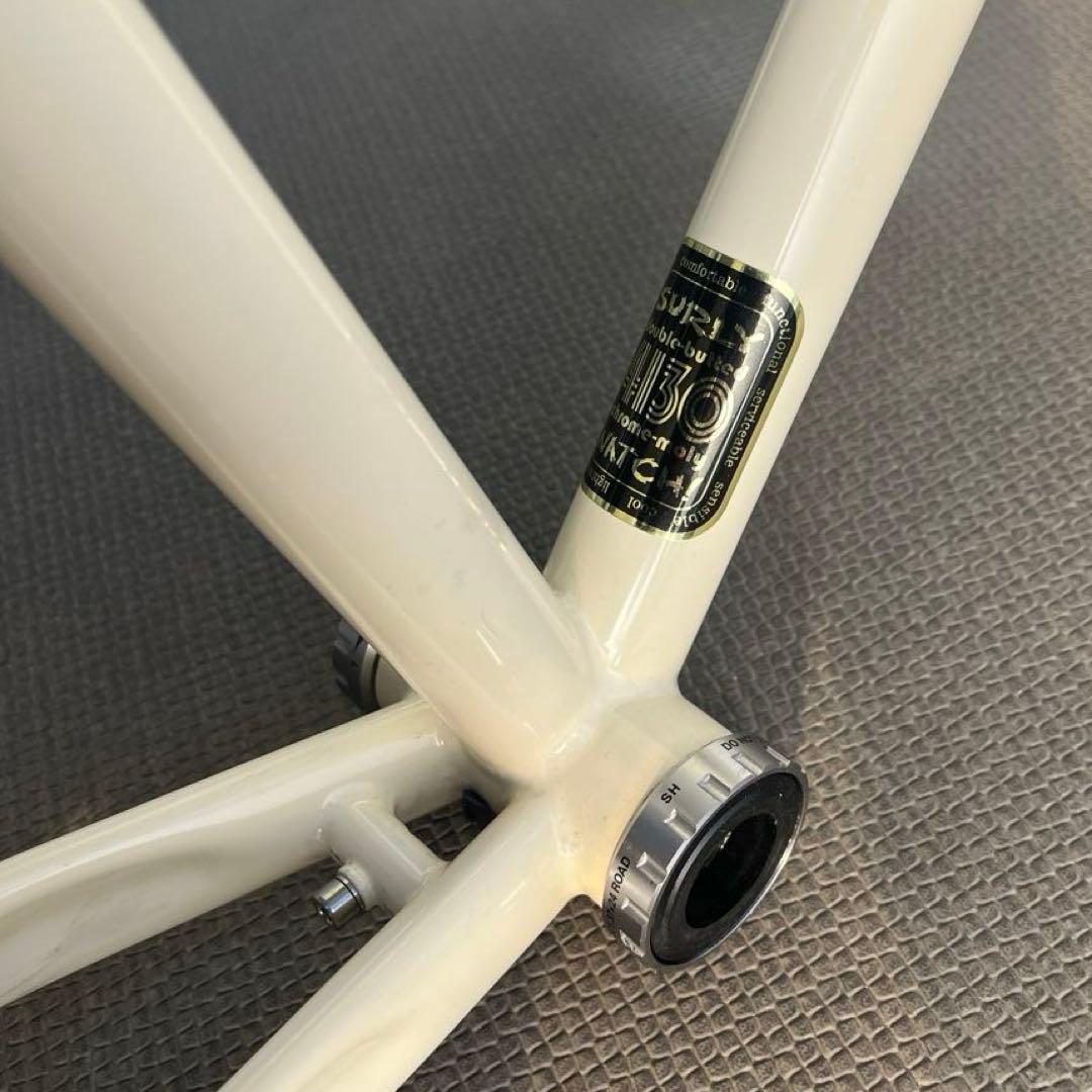 Surly CROSSーCHECK フレーム サイズ52 白