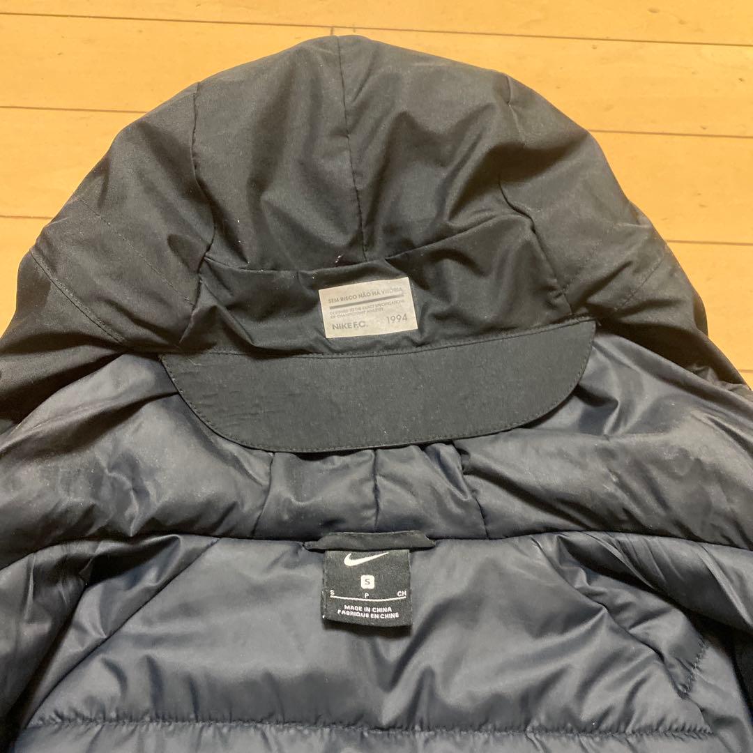 NIKE F.C. ナイキフーディ中綿ベンチコートジャケットSサッカー