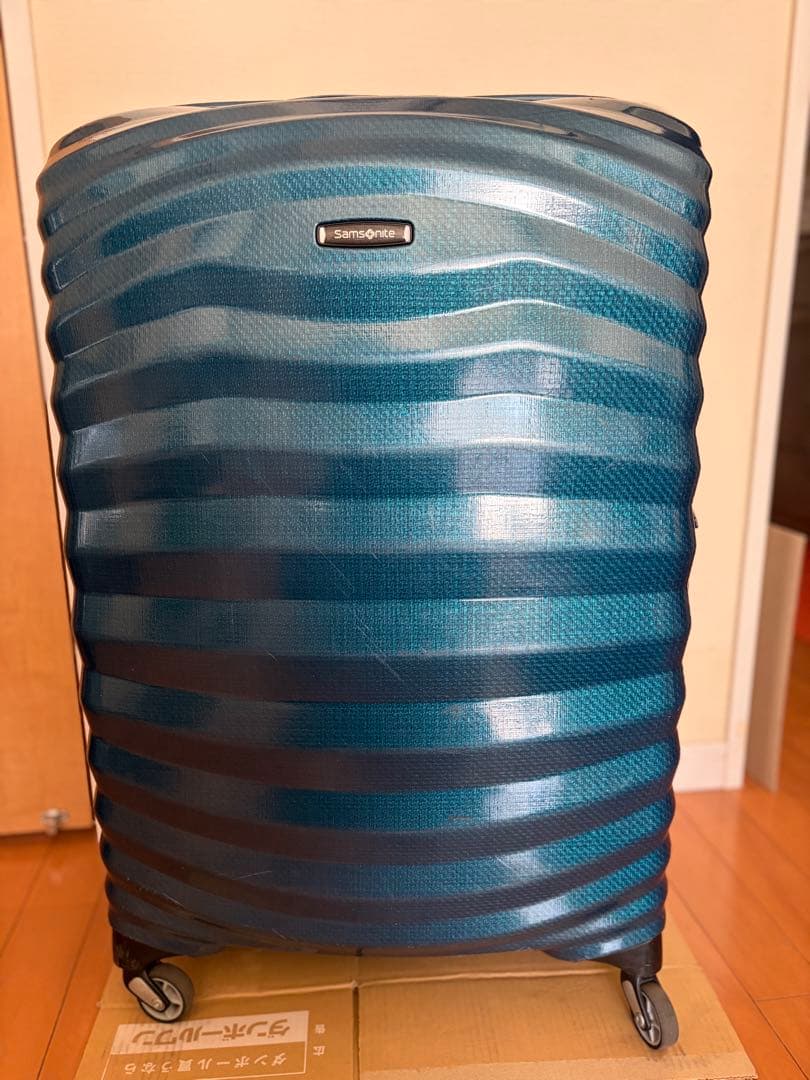 軽量　サムソナイトSamsonite スーツケース