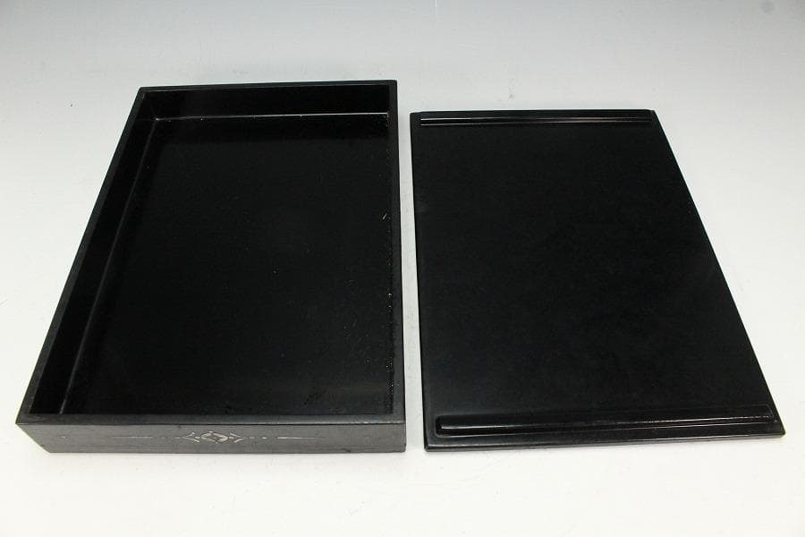 螺鈿 三つ葉葵 徳川紋 鍔 箱(K-LC769)