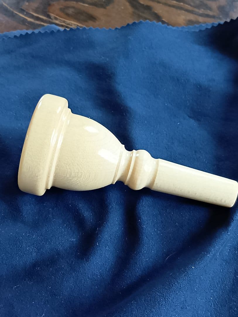 チューバ マウスピース Rieger & Gräf 25