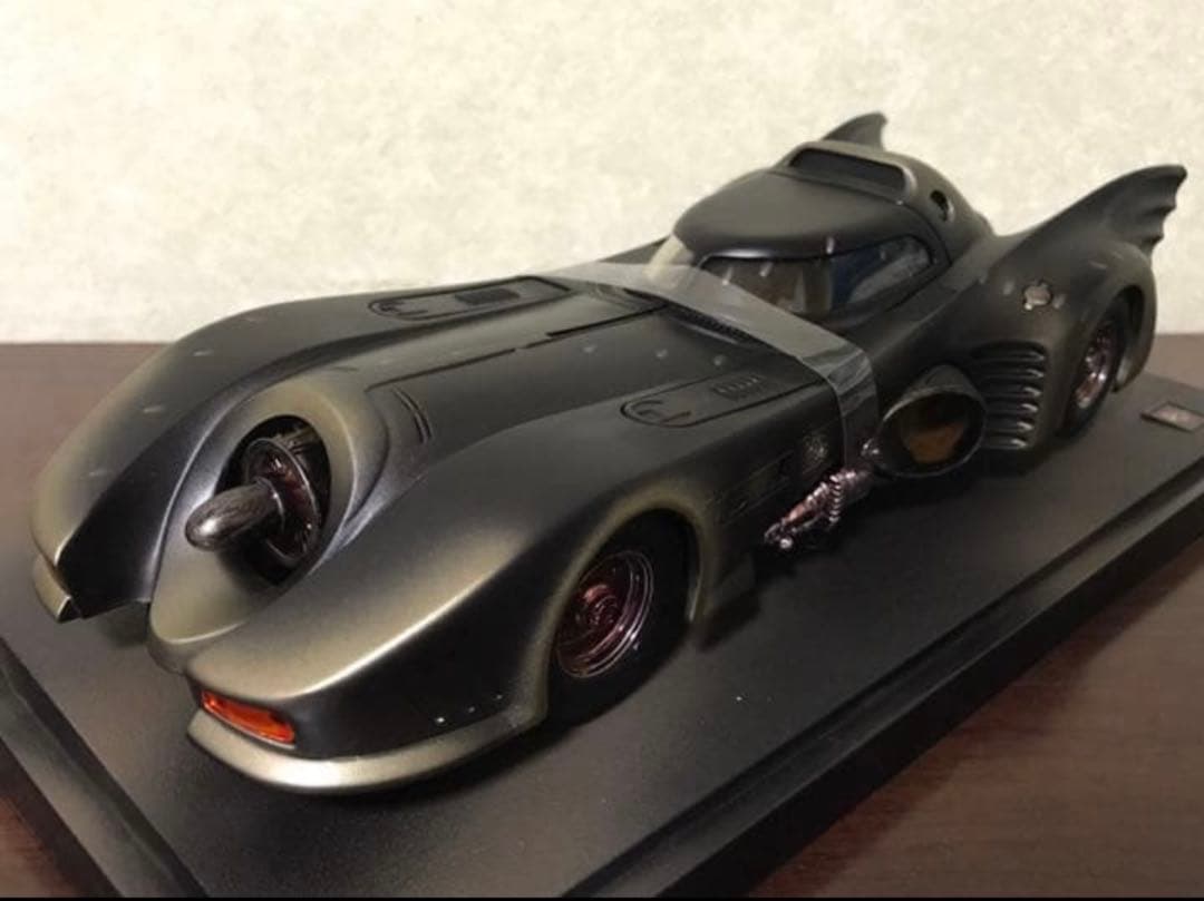 1/18 マテル バットモービル バトルダメージ リミテッド限定品