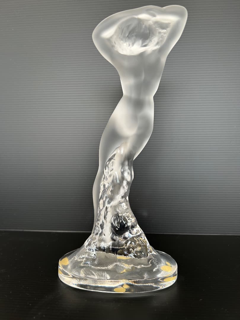 ラリック　裸婦像