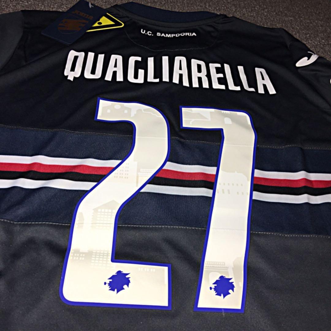 サッカーユニフォーム　サンプドリア