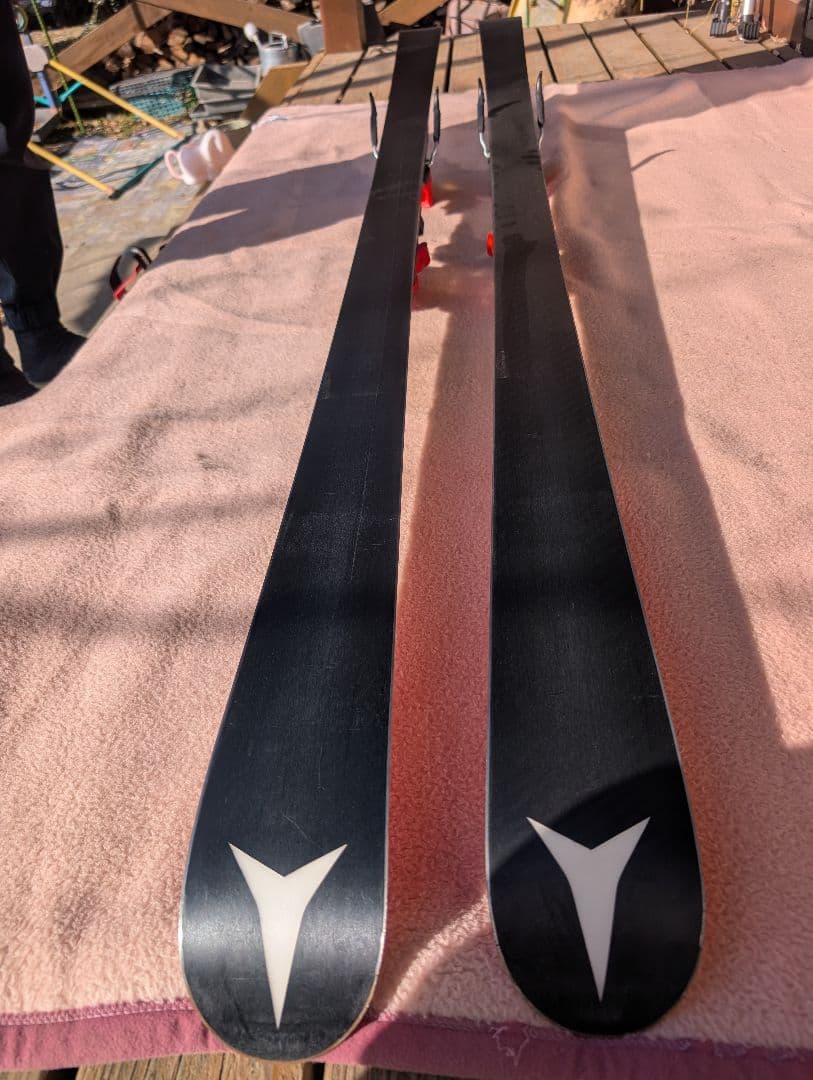 Atomic スキー板　183cm