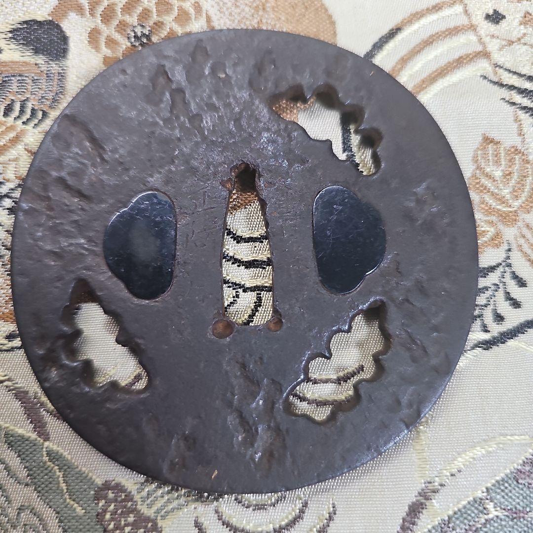 在銘　会津住正阿弥鍔　縦85mm横84mm厚さ4mm　時代物　刀装具