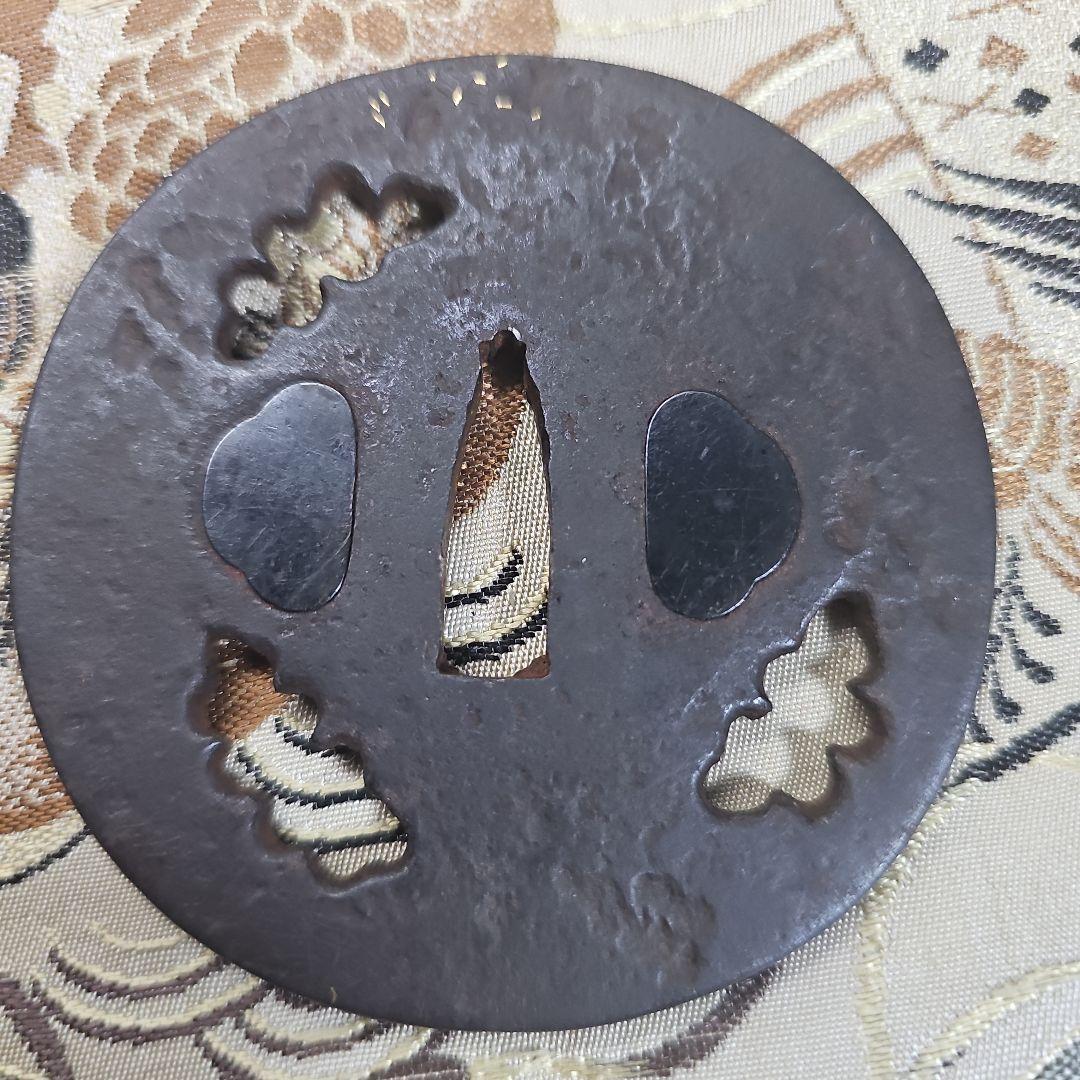 在銘　会津住正阿弥鍔　縦85mm横84mm厚さ4mm　時代物　刀装具