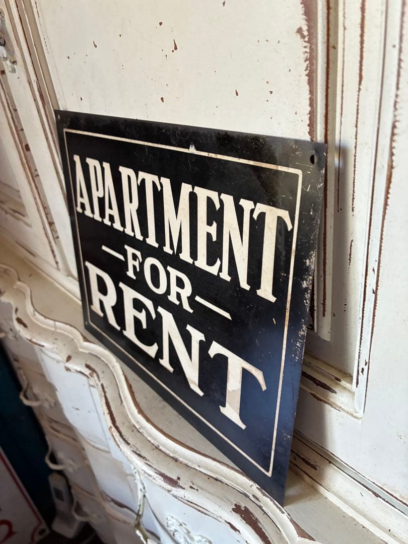 アンティーク　メタル　サイン　プレート　標識　看板　APARTMENT アメリカ
