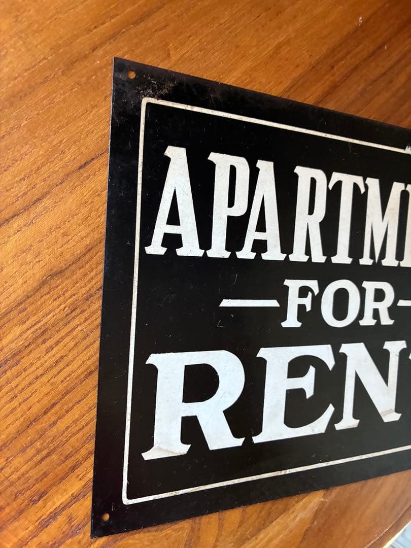 アンティーク　メタル　サイン　プレート　標識　看板　APARTMENT アメリカ