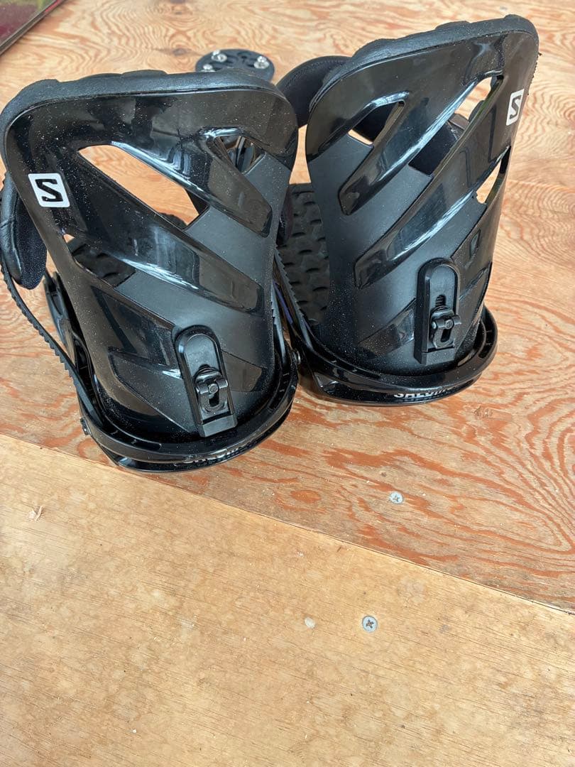 SALOMON ブラック ビンディング