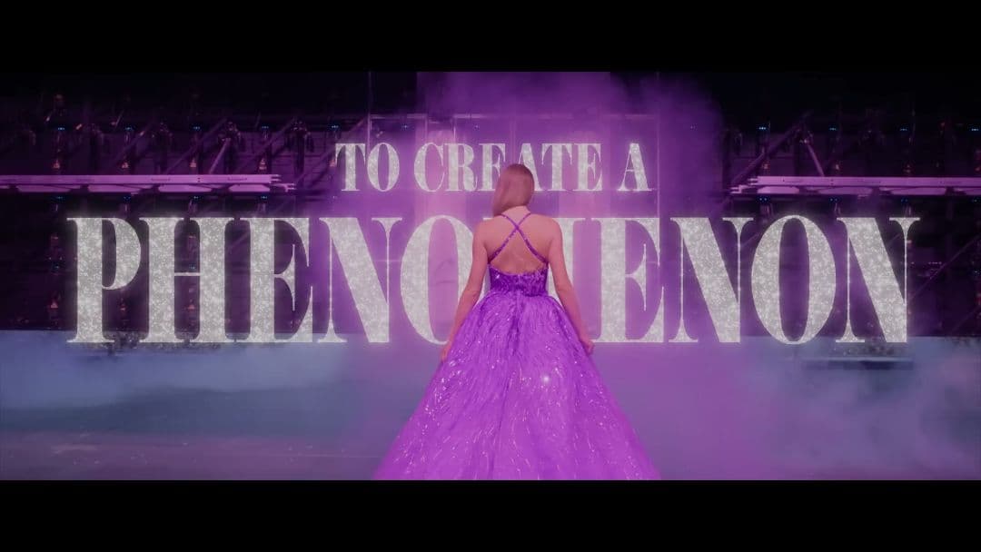 ミュージシャン \"The Life of a Showgirl\" in Times Square