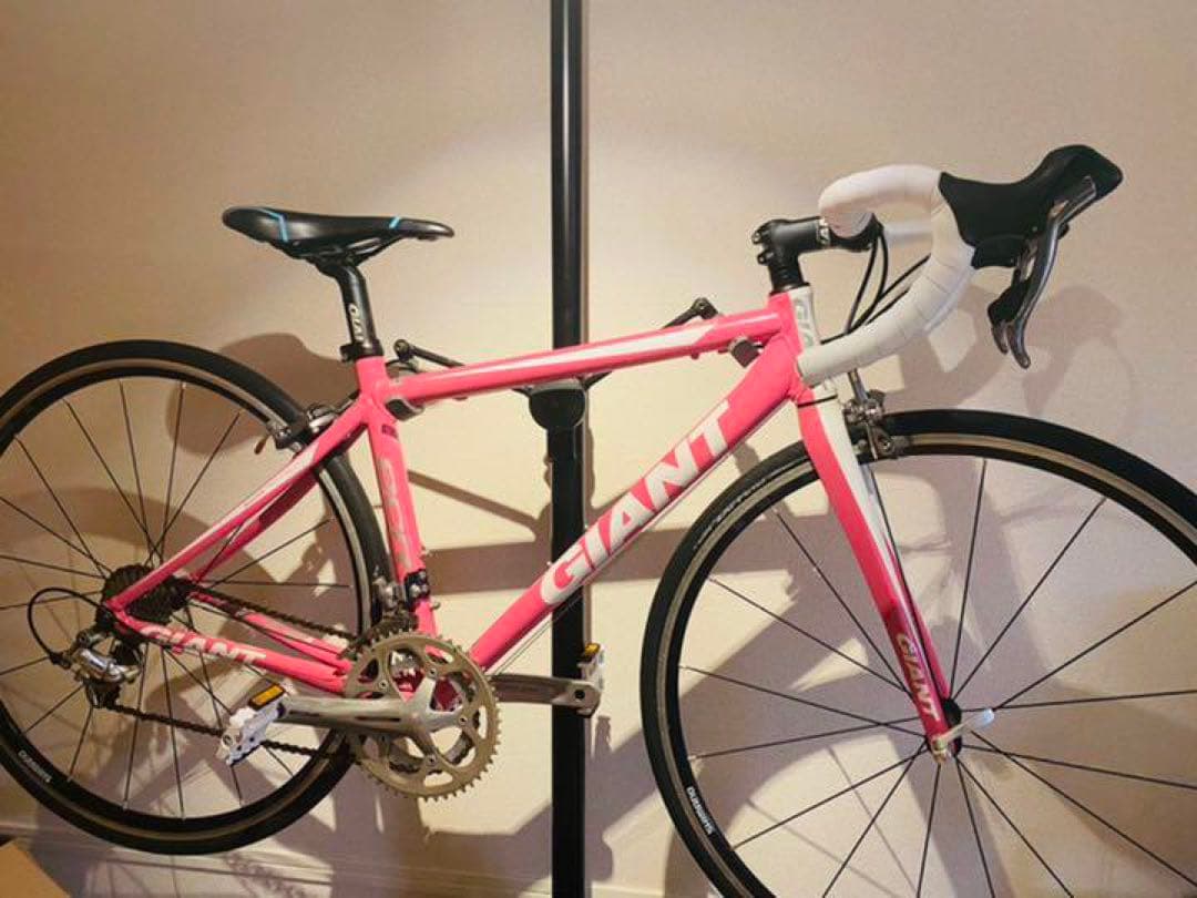 ピンク　ロードバイク　ジャイアント　105変速