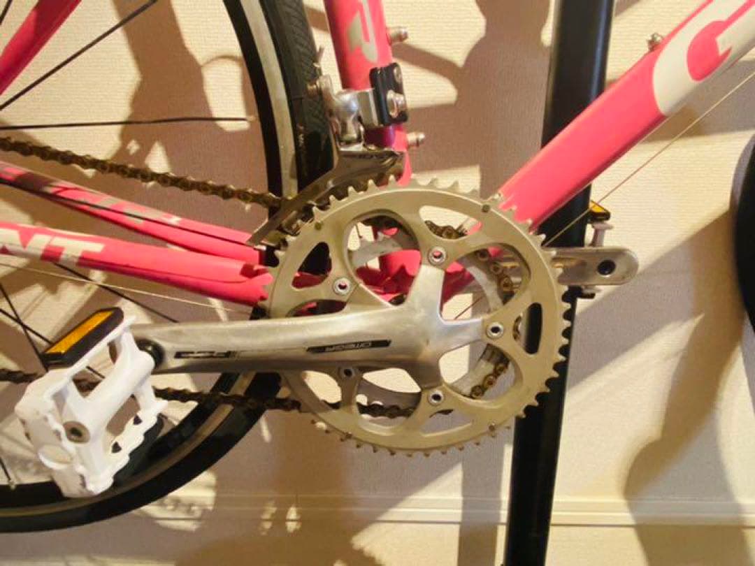 ピンク　ロードバイク　ジャイアント　105変速