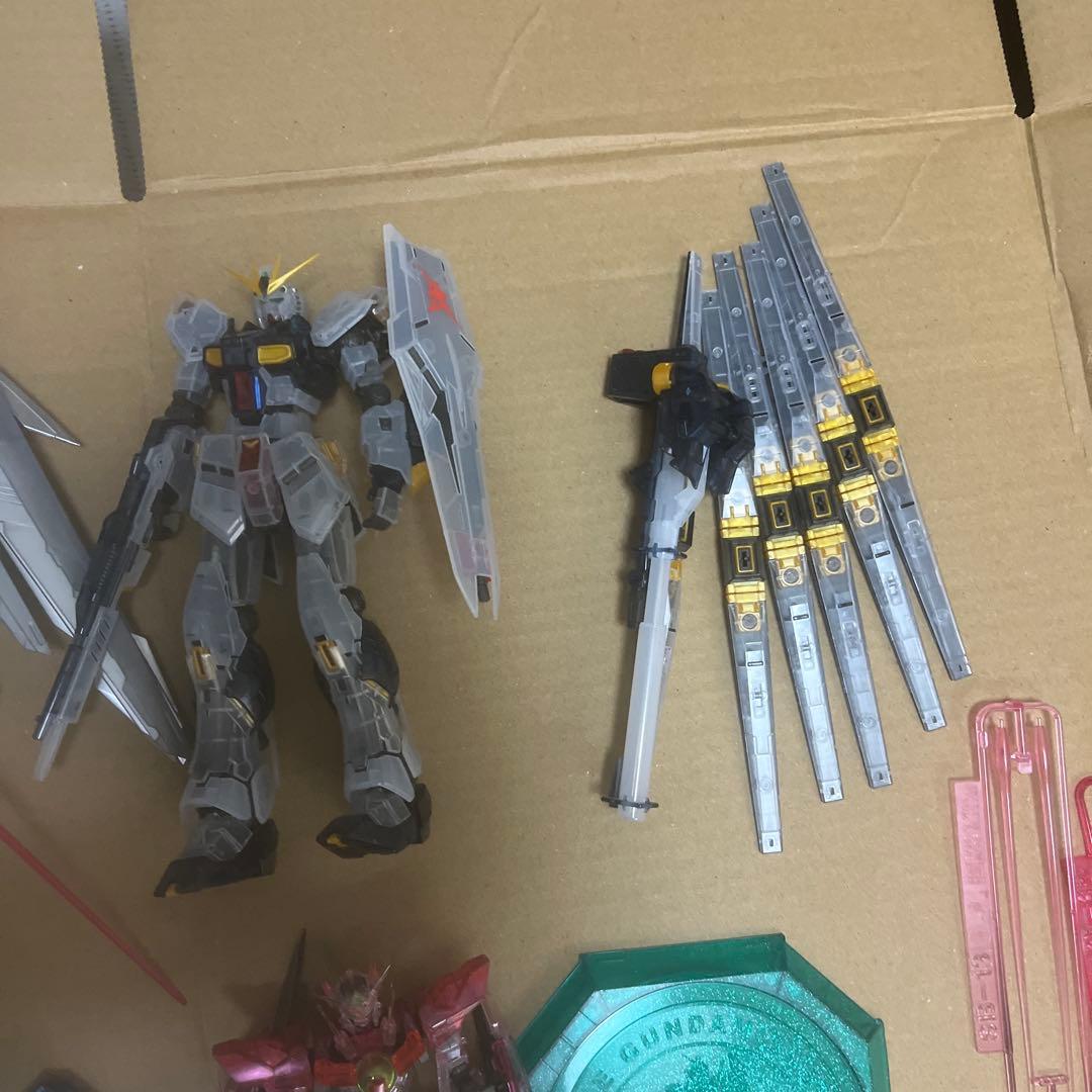限定ガンダムプラモデルセット