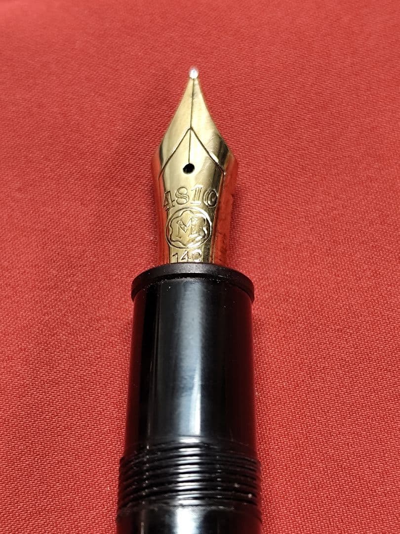 MONTBLANC モンブラン マイスターシュテュック 14K 万年筆 ブラック