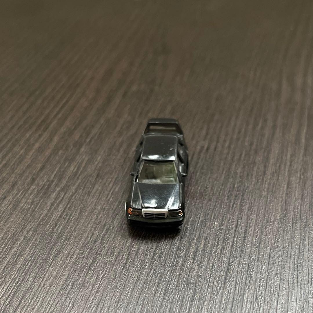 ジョージア メルセデス・ベンツ1/100スケール